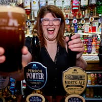 Quiz star Jenny Ryan stuns punters with surprise Yorkshire pub appearance