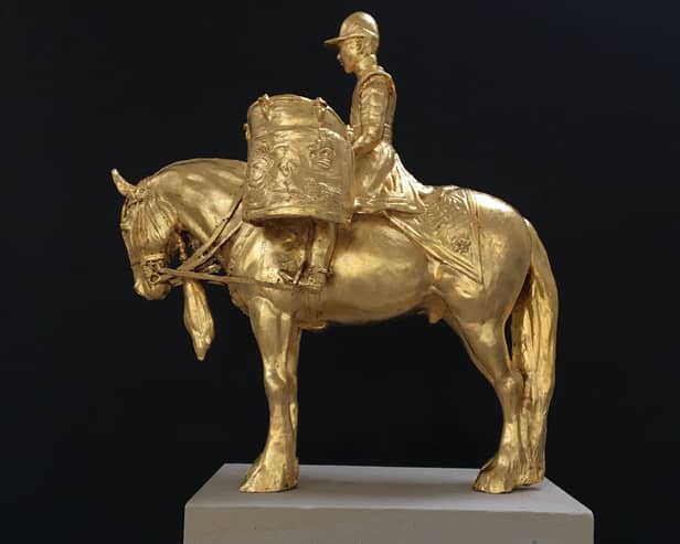 Frippy Jameson's sculpture Drumhorse in Gold.