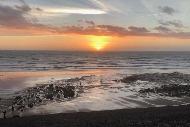 Sarah Sutton took this sunset at Birling Gap at low tide one cold February evening. SUS-220902-152849001