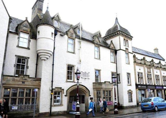 Peebles Chambers Institution.