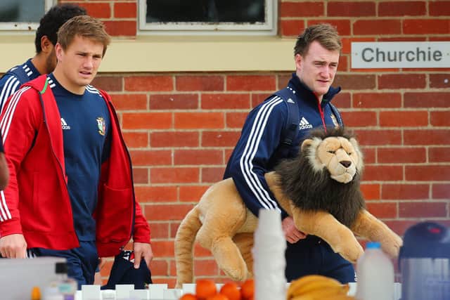 Hogg with the Lions' cuddly toy mascot in 2013 (Photo: Patrick Hamilton/AFP via Getty Images)