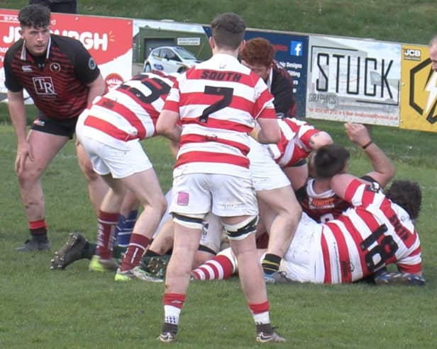 The South District Union losing 33-29 to a Border Park invitational XV at Jedburgh's Riverside Park on Friday (Photo: Stuart Cameron)