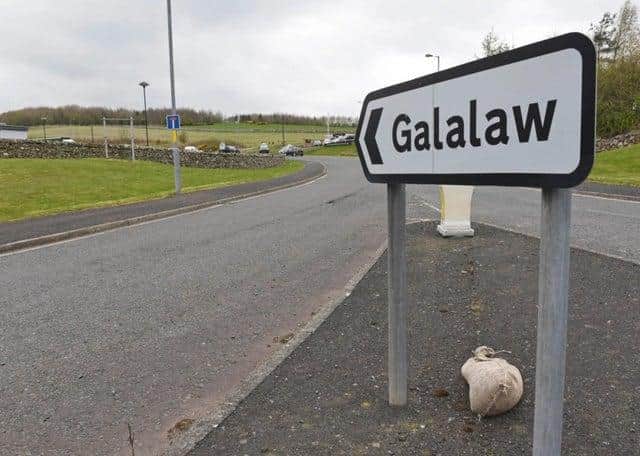 The road to Galalaw.
