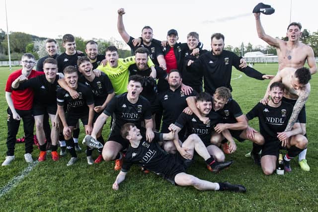 Berwick Colts celebrating beating Hawick Colts in Friday's Sanderson Cup final in Selkirk (Photo: Bill McBurnie)