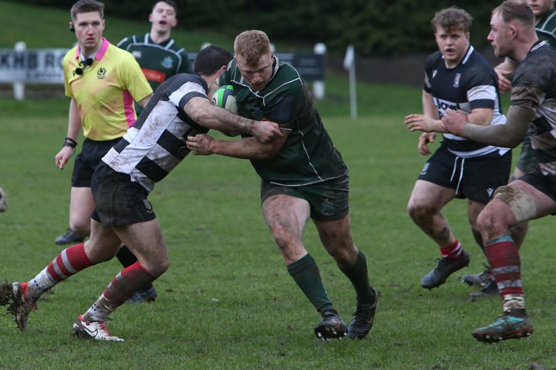 Fraser Renwick in possession for Hawick during their 25-9 win against Kelso at home at Mansfield Park on Saturday in this year's Scottish Premiership semi-final play-offs (Photo: Steve Cox)