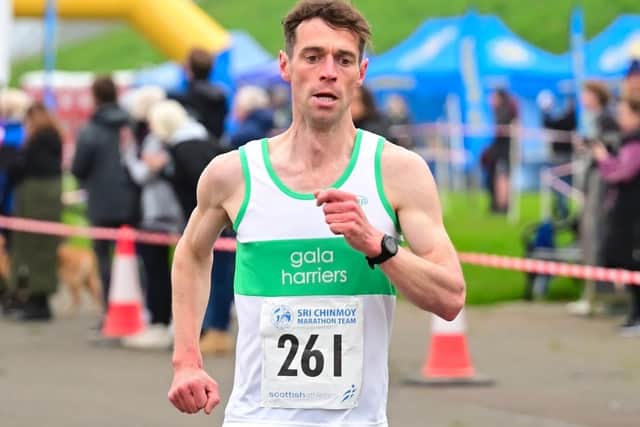 Gala Harrier Darrell Hastie was first over-40 finisher at Friday's national 5km championships at Silverknowes in Edinburgh in 14:59