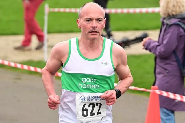 Gala Harrier Gary Trewartha clocked 16:34 at Friday's national 5km championships at Silverknowes in Edinburgh, finishing 146th