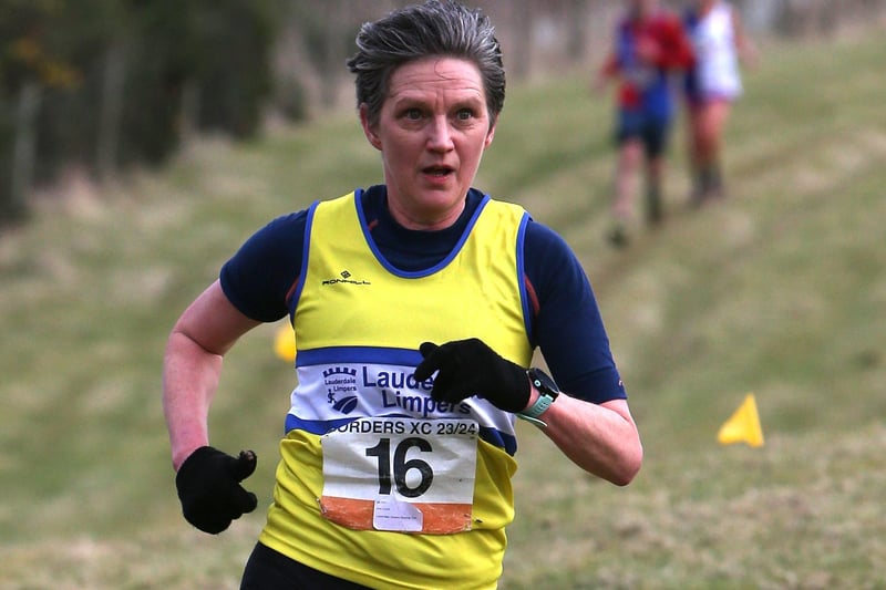 Lauderdale Limpers over-50 Jane Elliott clocked 35:46, placing 125th at Denholm's Borders Cross-Country Series meeting on Sunday