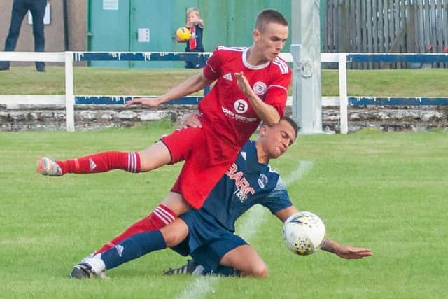 Peebles Rovers in action against Vale of Leithen (Photo: Joshua Holt)