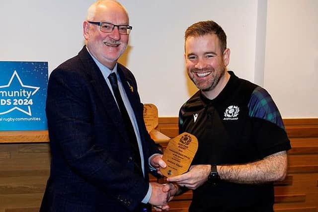 Newtown's Andrew Edgar being given his Scottish Rugby community recognition award (Pic: SNS Group/SRU)