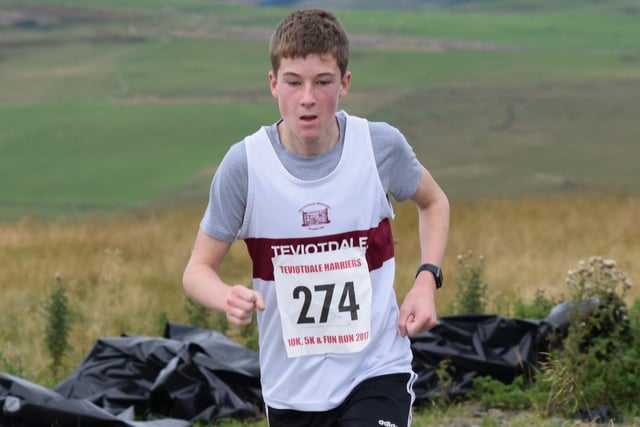 Teviotdale Harriers youth Charles McKay was runner-up in the three-mile version of the Penchrise Pen hill race near Hawick on Sunday, clocking 24:48