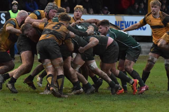 Hawick's pack on the drive against Currie with hooker Ross Graham ready to break (Photo: Malcolm Grant)