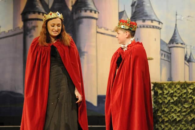 Queen Ludicrous (Anna Fernie) and King Cuthbert (Ross Squance).