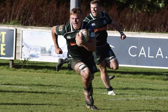 Hawick on the charge against Currie Chieftains at Edinburgh's Malleny Park on Saturday (Pic: Malcolm Grant)