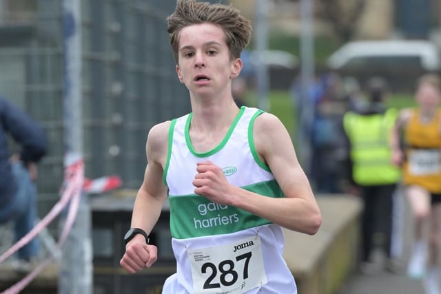 Gala Harriers' Oliver Hastie was 15th under-15 boy in 13:32 at Sunday's Scottish Athletics young athletes' road races at Greenock