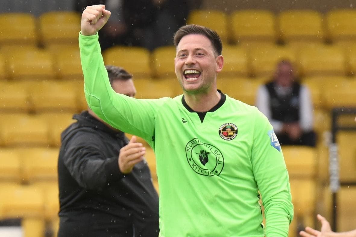 Greg Binnie Fourth shutout on spin edges Berwick Rangers another point nearer safety