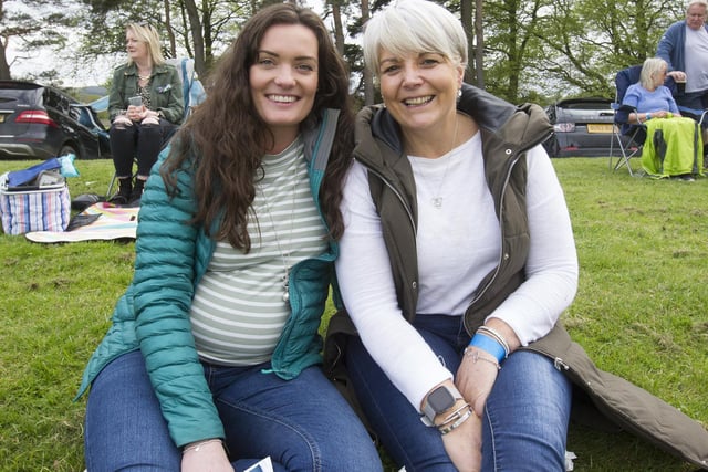 Sarah Dagg and Hazel Buckley supporting Jed-Forest at Selkirk 7s