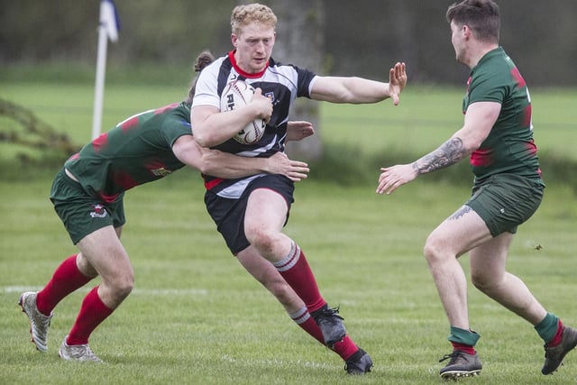 Frankie Robson on the charge for Kelso at Earlston Sevens