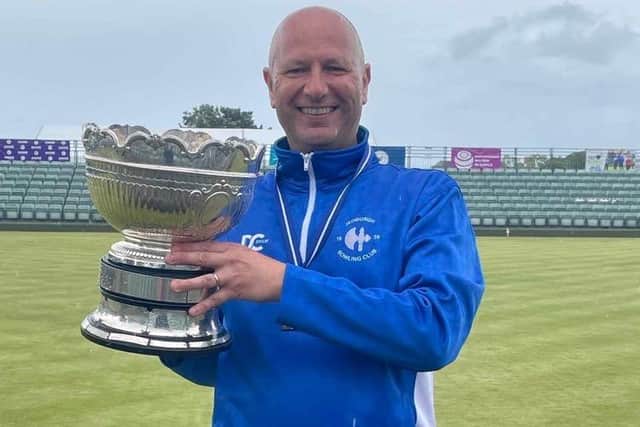 Borderer Alastair White has been crowned Scottish Bowls’ men’s singles champion for the second time, 11 years after first winning that title