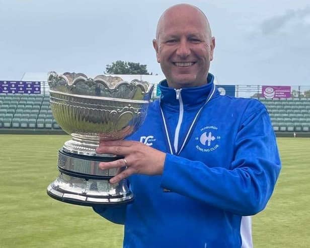 Borderer Alastair White has been crowned Scottish Bowls’ men’s singles champion for the second time, 11 years after first winning that title