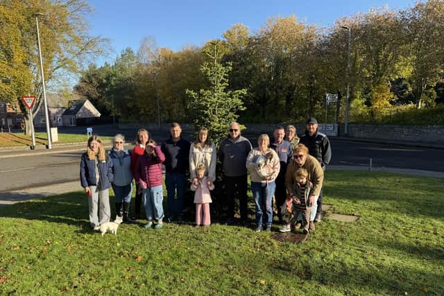 Ross Allan, Shelley Edgar, Councillor Leagh Douglas and members of the Newtown Community Christmas Lights and Fair committee.​ (Pic: Andy Douglas)