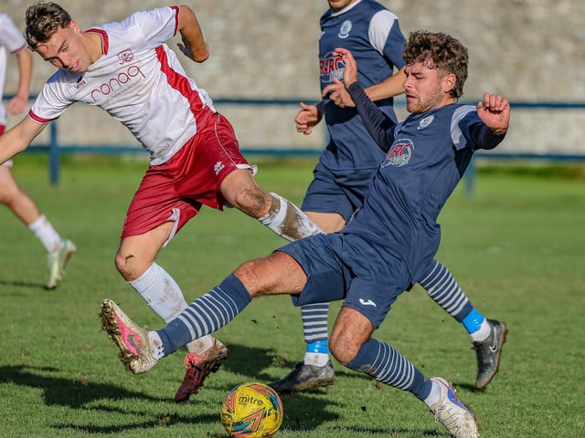 Kyle Kivlichan in possession for Vale of Leithen during their 3-2 loss at home to Tynecastle at Victoria Park in Innerleithen on Saturday (Photo: Hilary Isaac)
