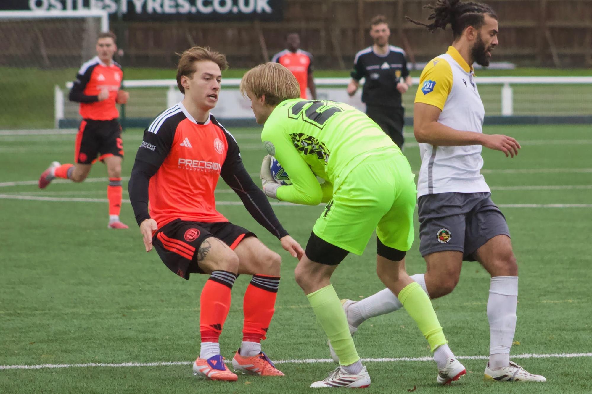Late equaliser sees Gala Fairydean Rovers rescue point from reunion with former manager Martin Scott