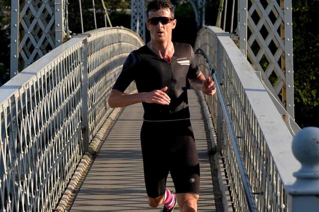 Peebles runner Iain Veitch won a duathlon staged in his home-town this month by Live Borders in a time of 1:03:21
