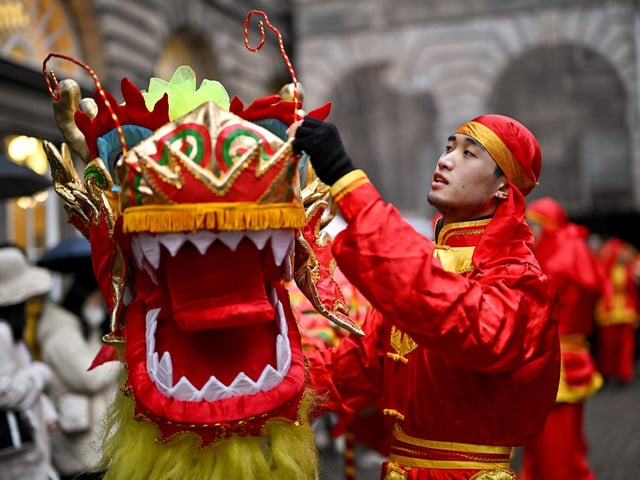 A closer look at the elaborately designed dragon.