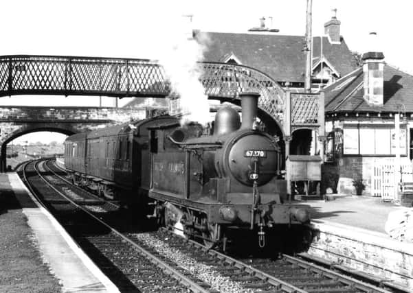 Train at Kelso Station