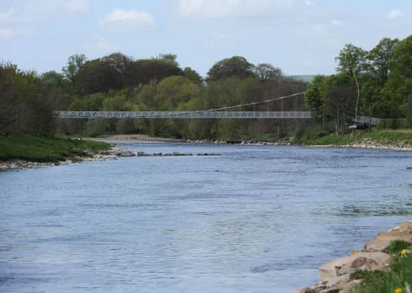 The chase took place along the River Tweed at Gattonside.