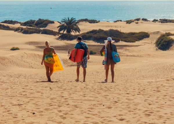 New research has revealed that 1 in 5 Britons have bumped into someone that they know whilst abroad on their holidays, with the Canary Islands being one of the top places to do so.