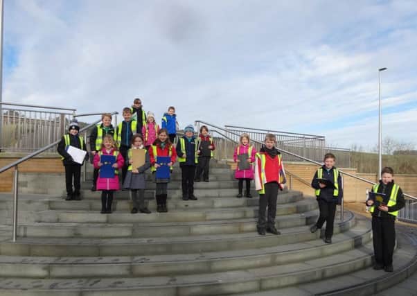 Pupils from Yarrow school visited Selkirks new flood defences as part of their study of this terms topic, geography and landscape.