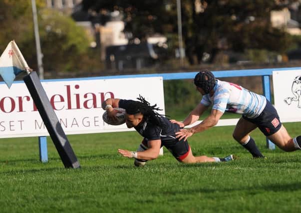 Clinton Wagman scores his second try for Selkirk against Edinburgh Accies (picture by Grant Kinghorn).