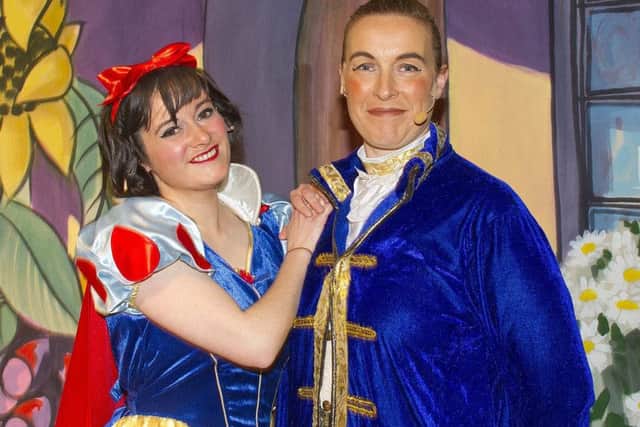 Snow White Kim Jeffrey, Prince Lancelot Shonagh Ferguson