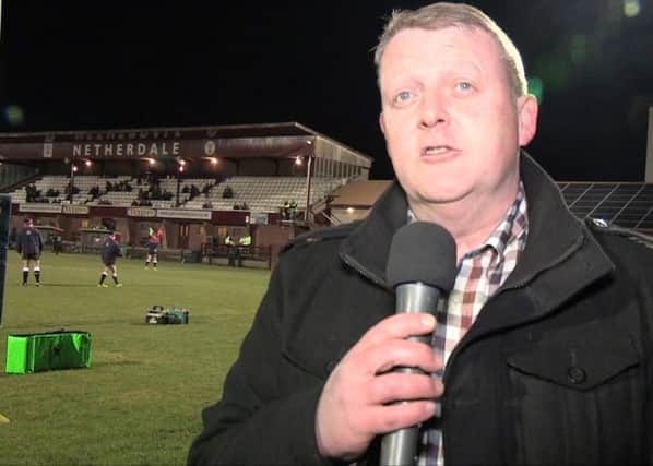 Tributes have been paid to former Radio Borders broadcaster Stuart McCulloch by his former colleagues. The highly popular rugby commentator, known for his enthusiastic coverage of the game in the Borders, died on Friday, aged 46.