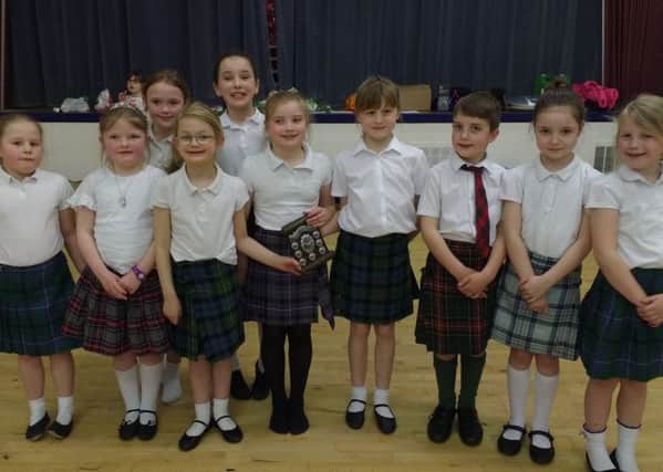 Selkirk Childrens Scottish Country Dancing Club members
