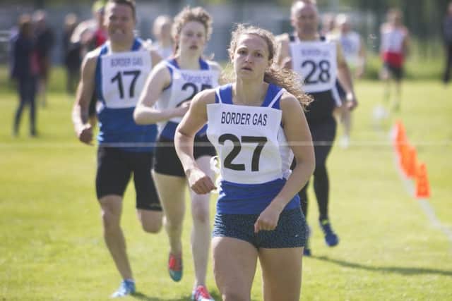 Danielle Lockie wins the 400m Handicap in 49.5 secs (picture: Bill McBurnie)