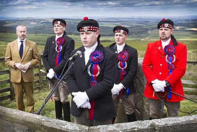 Jethart Callant Euan Munro leads supporters in a verse and chorus of Jethart's Here.