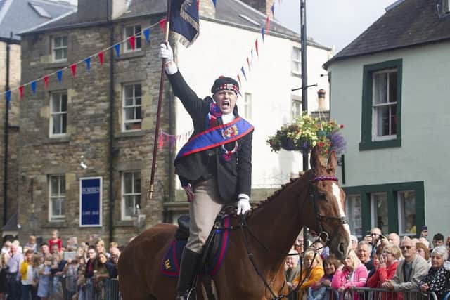 Jethart Callant Euan Munro gives the battle cry Jethart's Here on Friday morning.