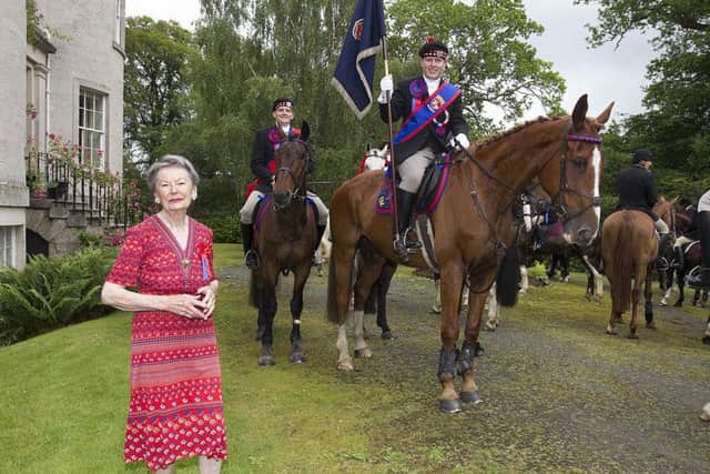 Mrs Butterberry provides refreshments for the cavalcade at Lintalee.