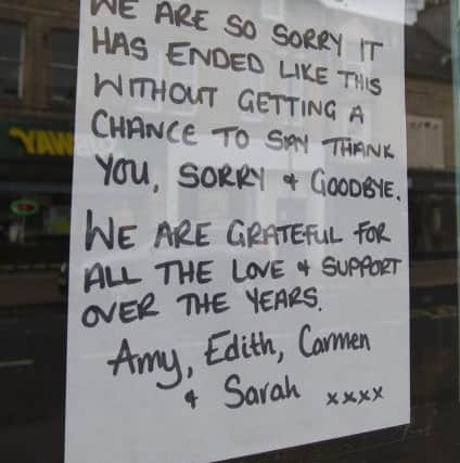 A note to customers left by staff at Thomas Cook in Galashiels after its closure.