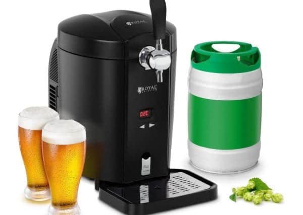 Home beer dispensers: Expondo Beer Dispenser with Cooler, 5 Litres, £155